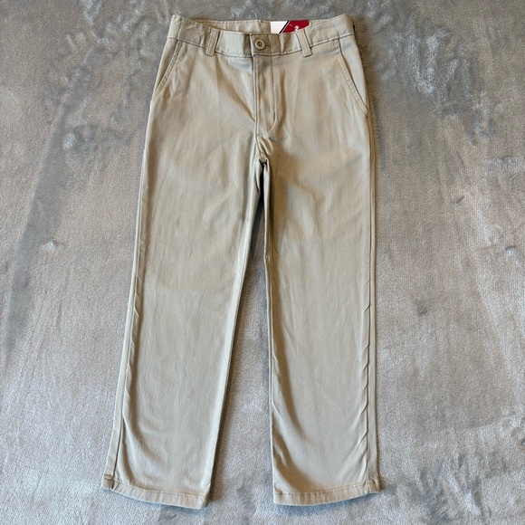 NWT IZOD Chino Stretch Khaki Boys Pants Sz 7 Regular - Picture 1 of 5